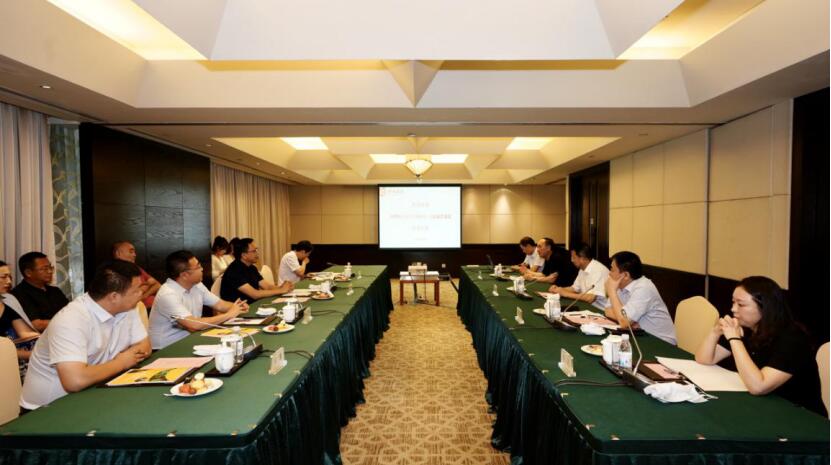 2020812128462396 天府之国牵手塞外江南四川省旅游投资集团与伊犁州人民政府举行签约仪式