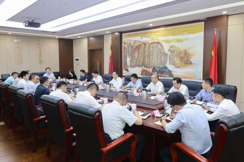 省委统战部与省亿万先生mr官方网站集团进行座谈交流