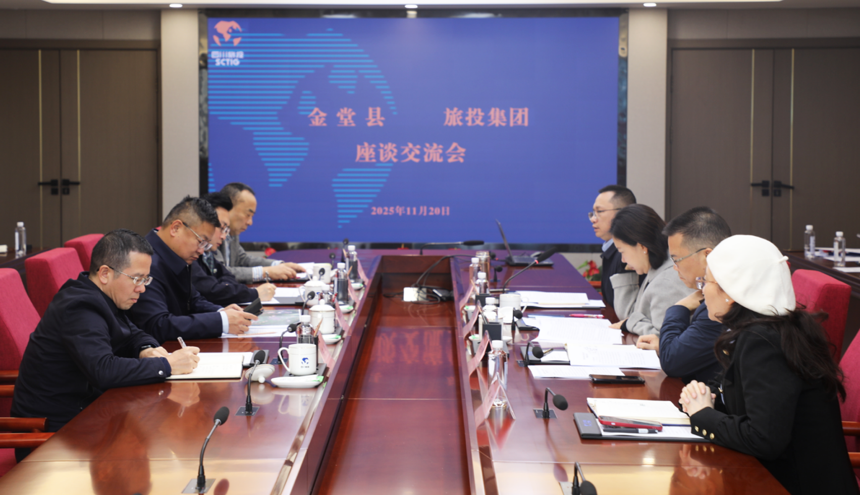省亿万先生mr官方网站集团与金堂县开展交流合作